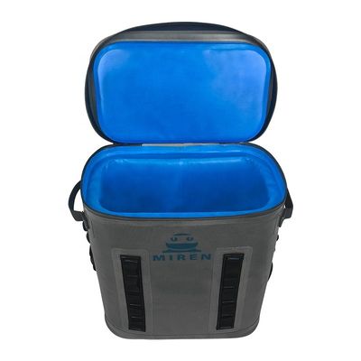 釣り、ボート、ビーチ用の20L断熱バックパッククーラーバッグ